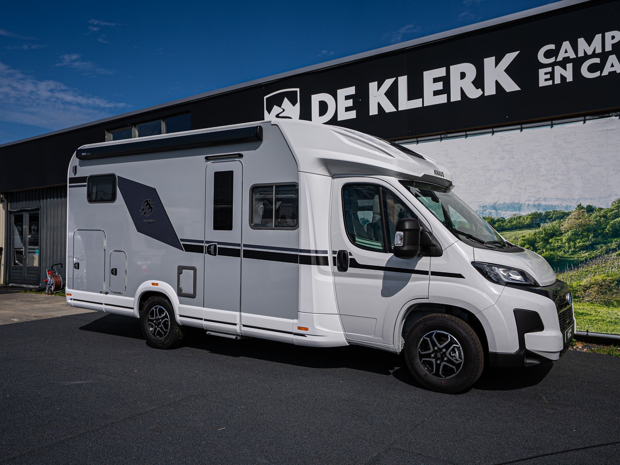 Caravans And Camping Knaus