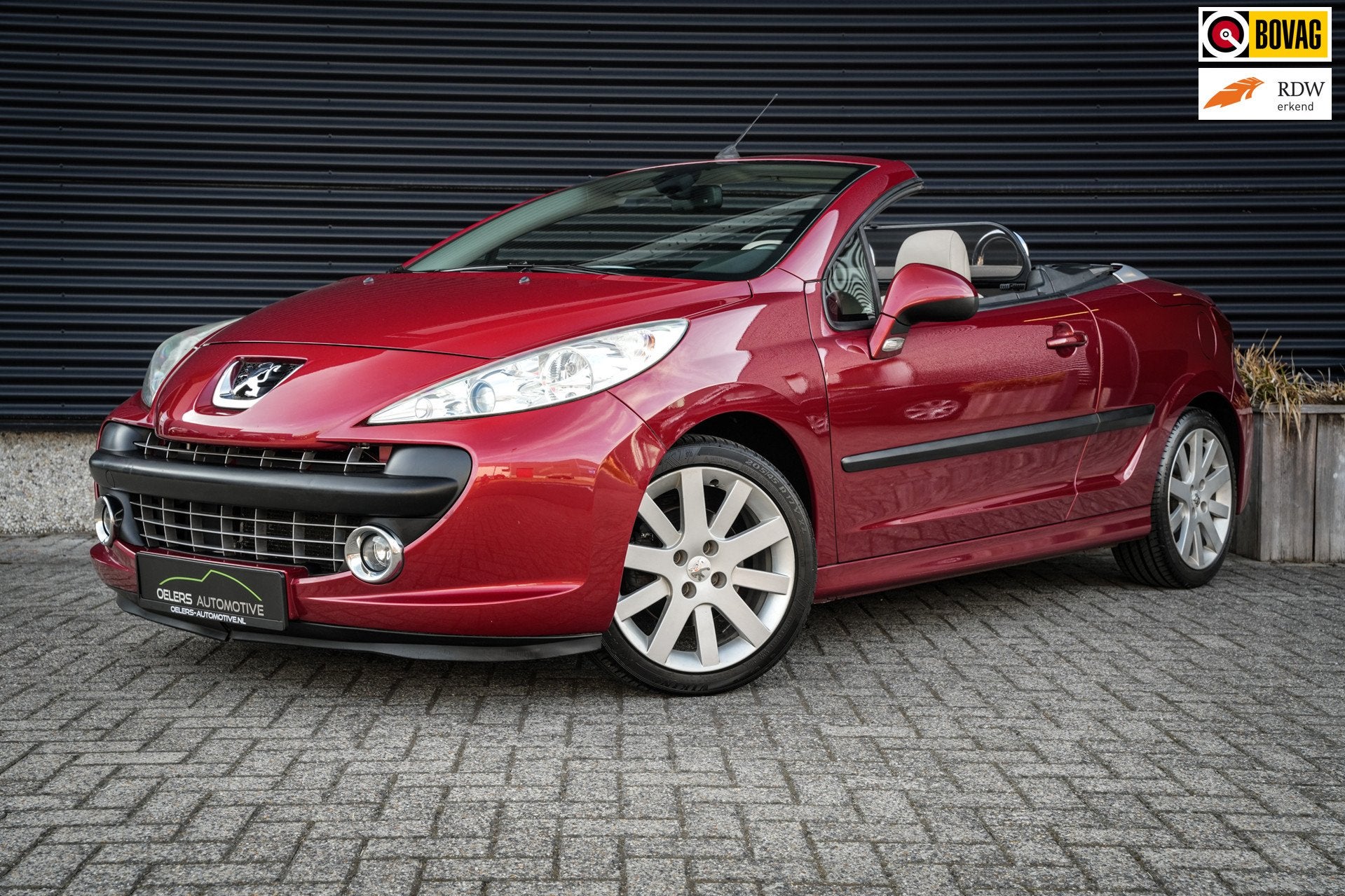 Peugeot 207 CC 1.6 VTi Féline | Leder | Clima | Cruise | St, Gebruikt, Beige, 4 cilinders, Cabriolet