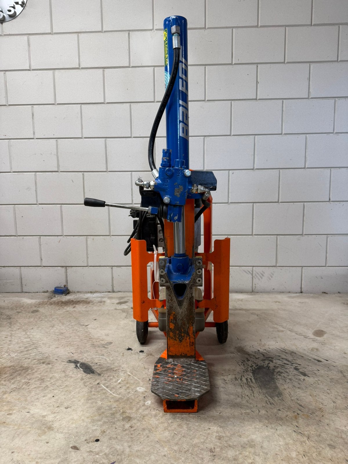 Balfor 7 tons professionele houtklover, Ophalen, Gebruikt, Elektrisch, Staand