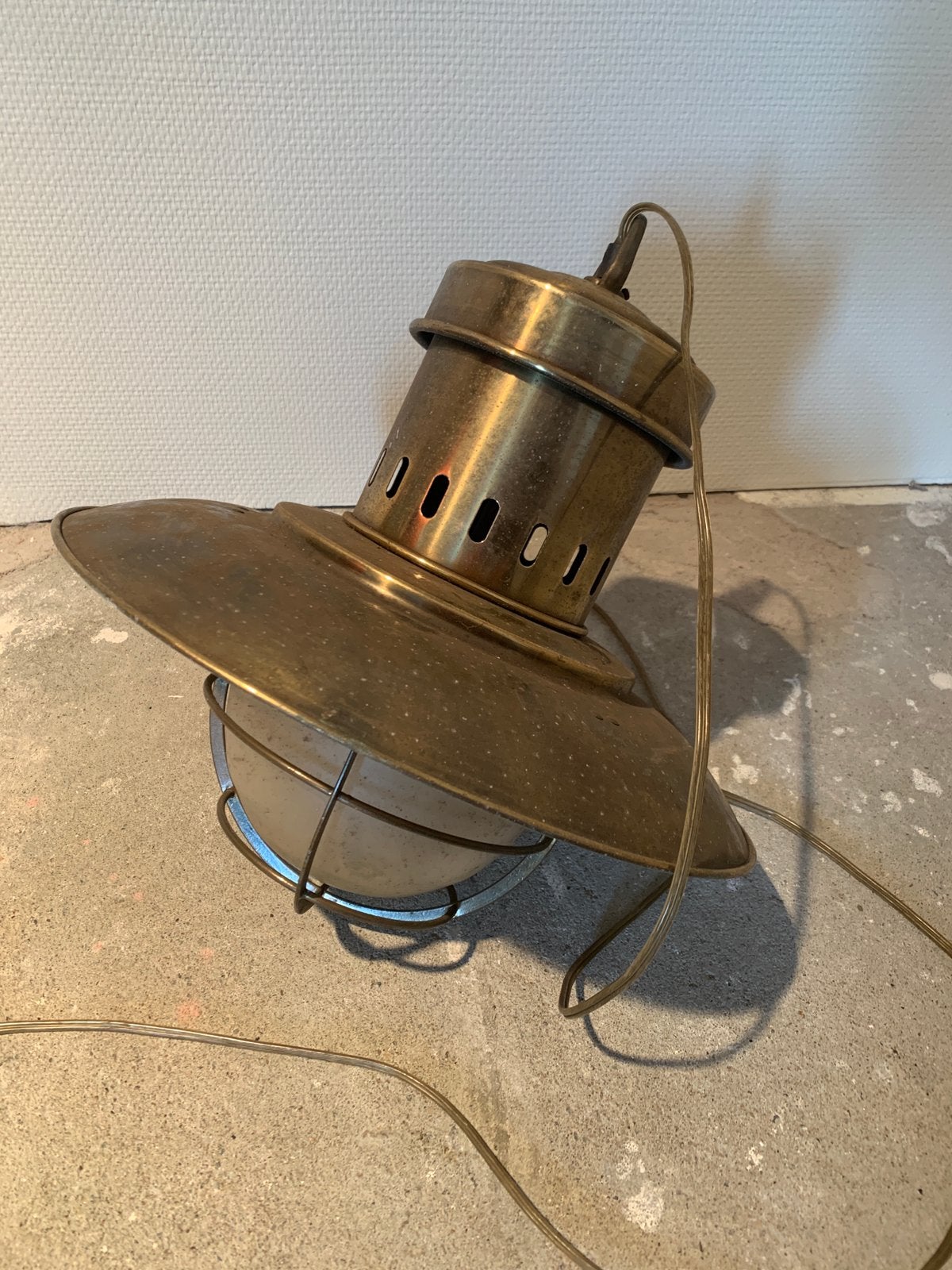 Oude scheepslamp, koper met glas, 230volt, Ophalen, Gebruikt, Glas, Plafondlamp