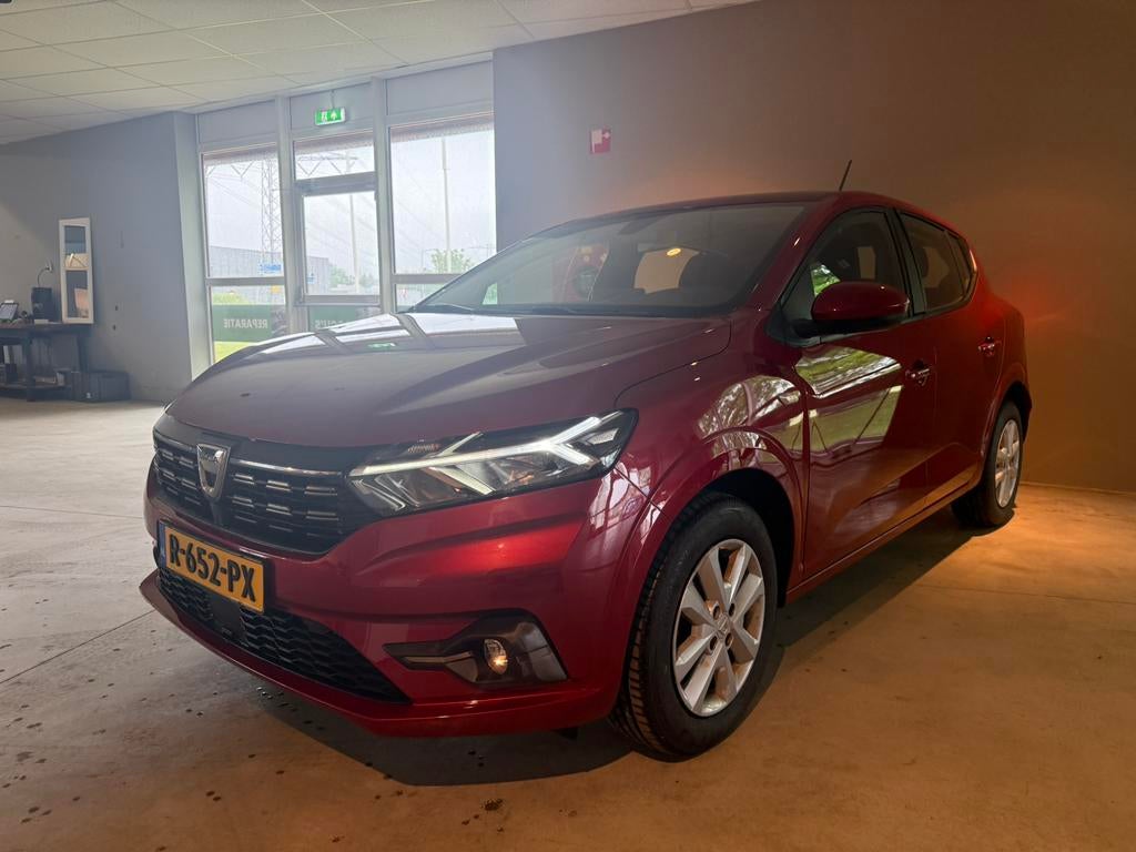 Dacia Sandero 1.0 TCe 90pk GPF 2021 Rood Led/Cruise, Voorwielaandrijving, Stof, 40 €/maand, USB