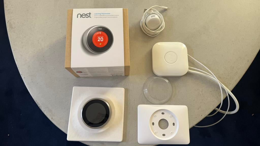 Google Nest Learning Thermostaat v3 – complete set, Doe-het-zelf en Verbouw, Thermostaten, Ophalen of Verzenden, Slimme thermostaat