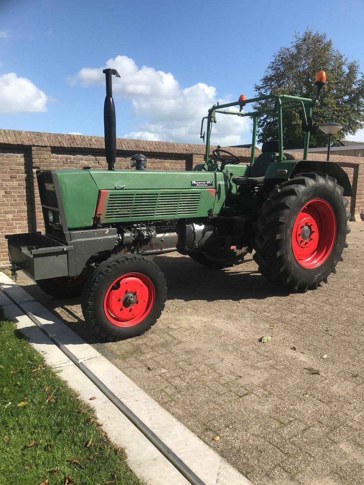 Fendt 610s 2wd 1974, Ophalen, 80 tot 120 Pk, 2500 tot 5000, Oldtimer