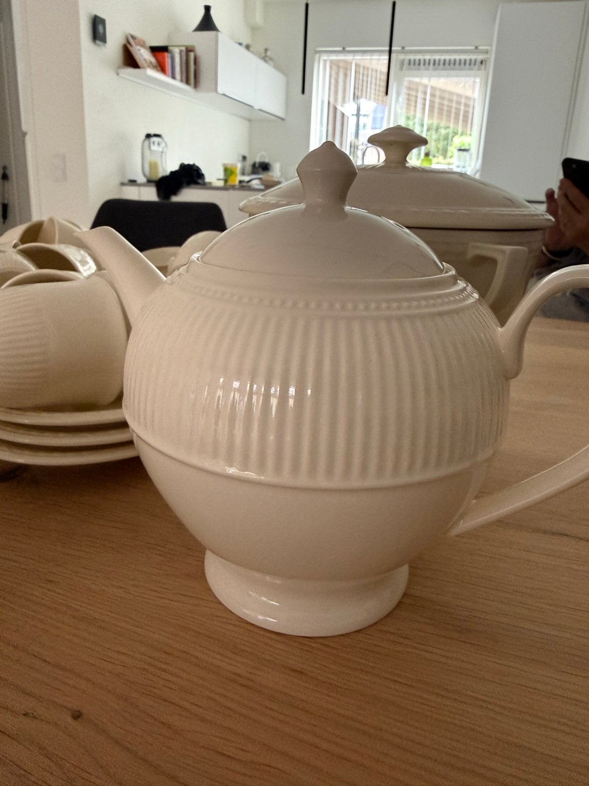 Wedgwood, theepot, suikerpot en melkkan, Overige merken, Ophalen of Verzenden, Zo goed als nieuw, Theepot
