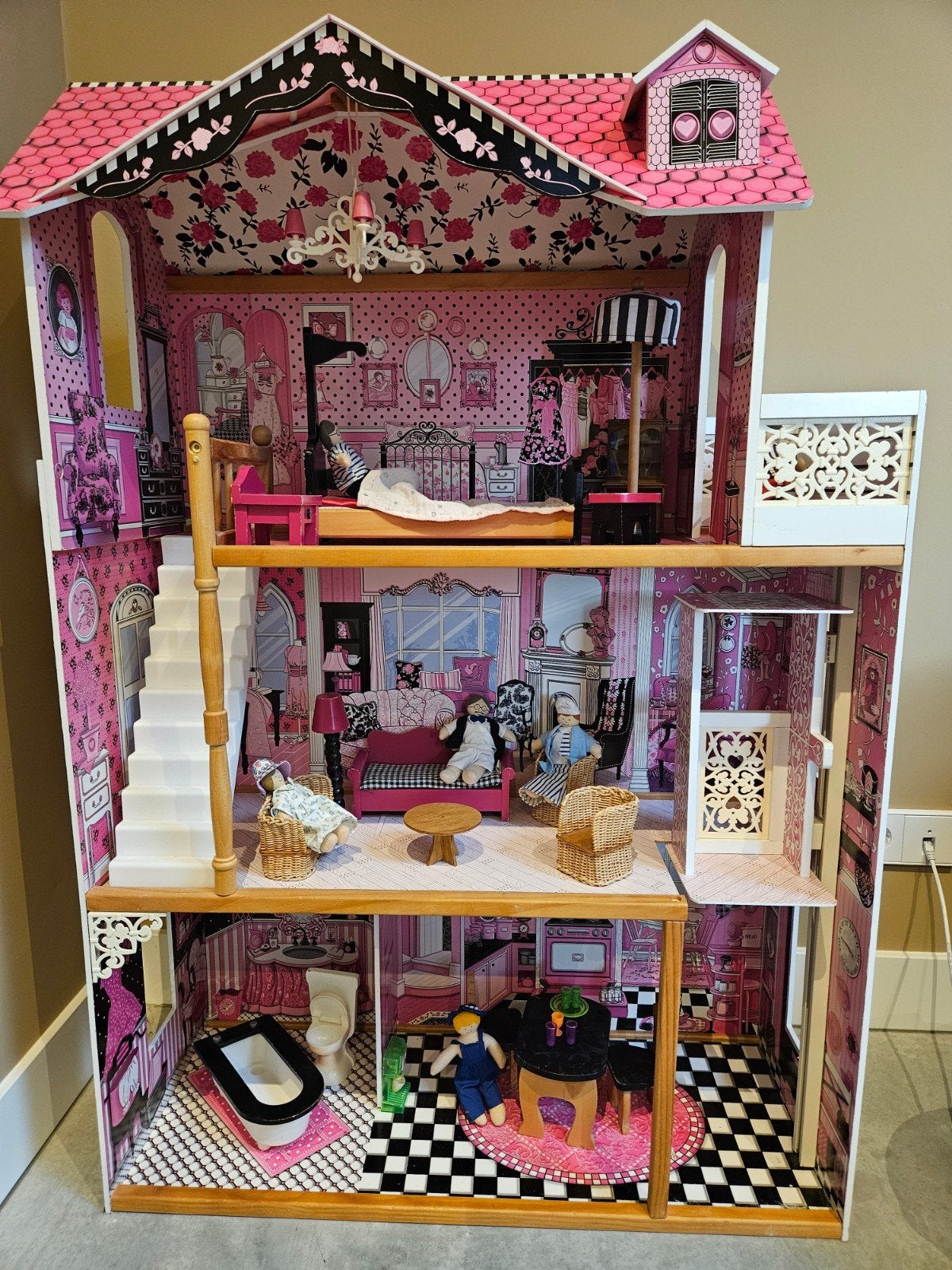 Groot en compleet poppenhuis met meubels en poppen, Verzamelen, Poppenhuizen en Toebehoren, Ophalen, Zo goed als nieuw, Poppenhuis
