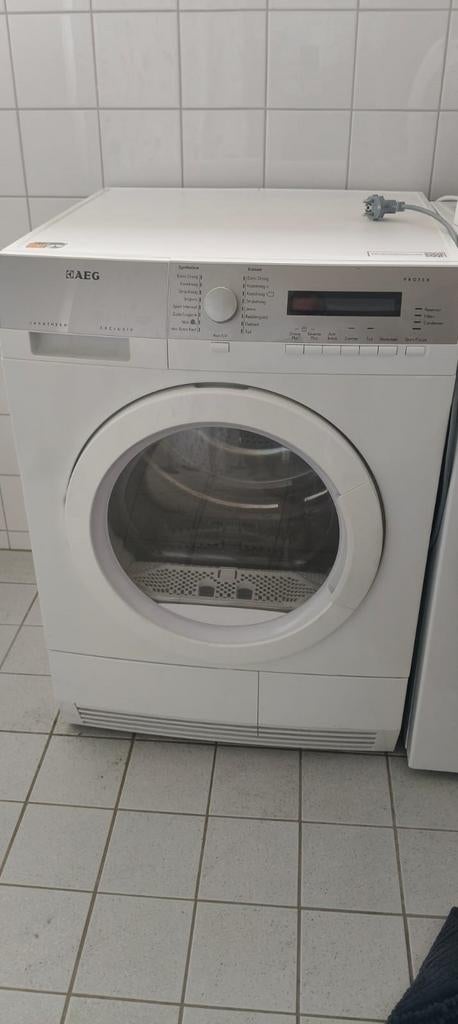 GRATIS AEG Lavatherm waterpomp droger - defect, Ophalen, 6 tot 8 kg, Minder dan 85 cm, Voorlader