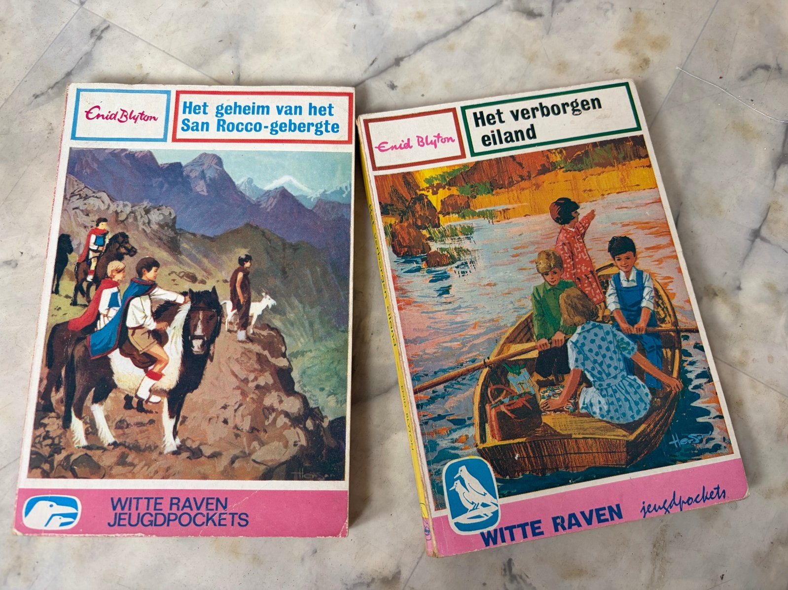 Enid Blyton - Het Geheim van het San Rocco-gebergte & Het Ve, Boeken, Ophalen of Verzenden, Gelezen, Fictie