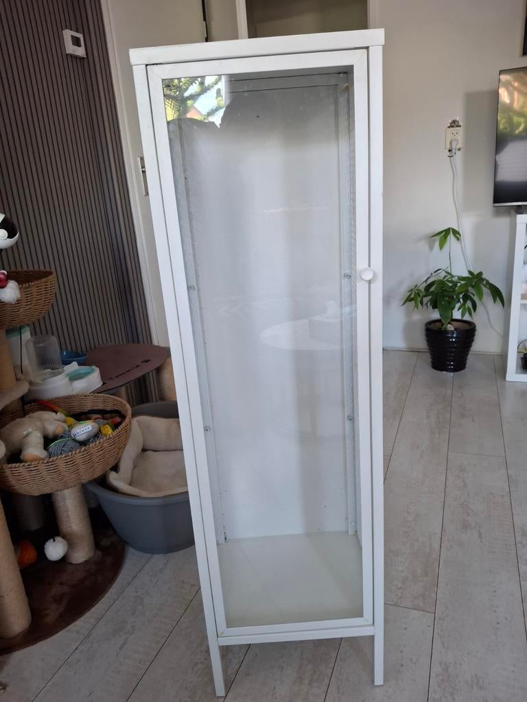 Moji metalen kast met glazen deur - Wit, Minder dan 50 cm, Ophalen of Verzenden, Glas, Modern
