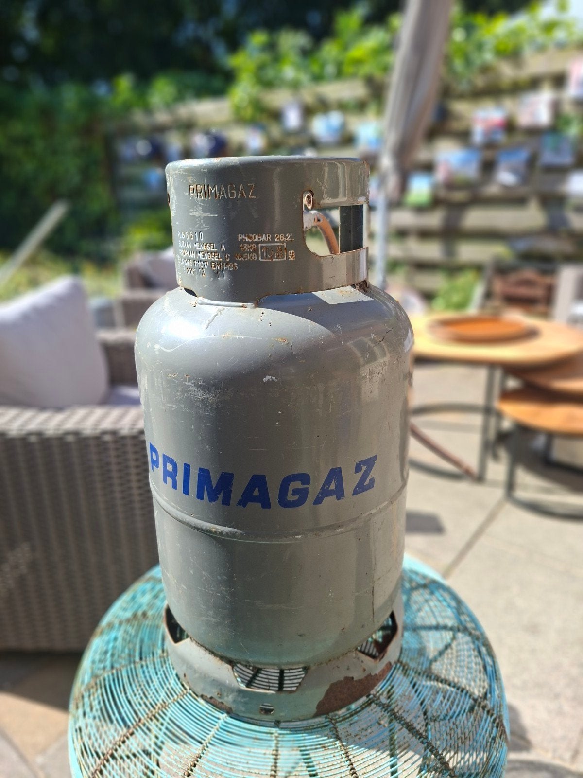 gasfles groot met drukregelaar, Ophalen