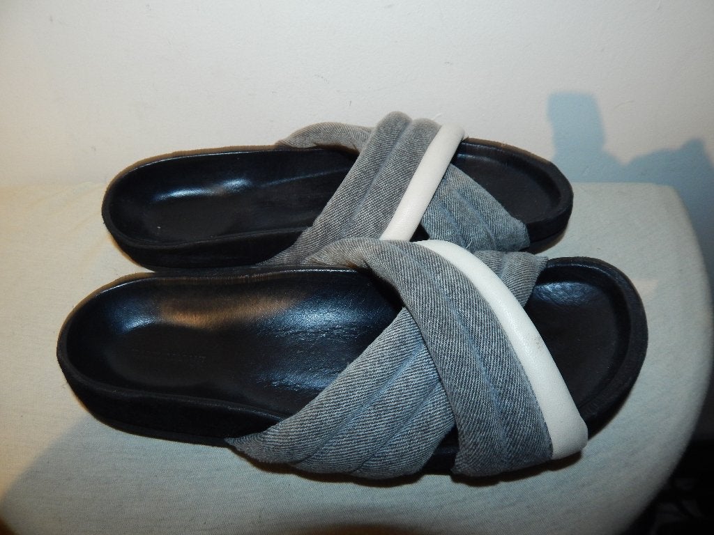 Isabel Marant leren slippers banden stof kruis mt 40, Zwart, Ophalen of Verzenden, Gedragen, Slippers
