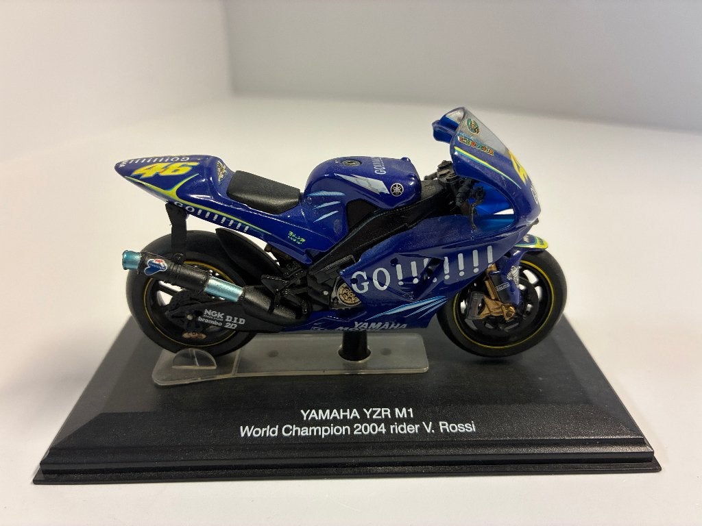 79724: Yamaha YZR-M1 - Valentino Rossi - World Champion 2004, Overige merken, Gebruikt, Ophalen of Verzenden, Via Pradazzo 6/b 40012 Calderara di Reno,vItaly