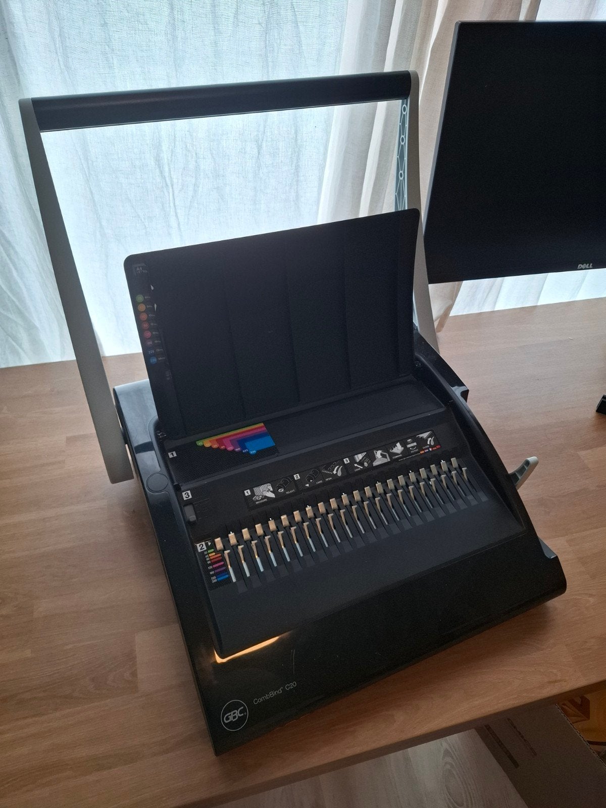 GBC CombBind C20 inbindmachine incl. bindruggen, Diversen, Bureau-accessoires, Ophalen, Zo goed als nieuw