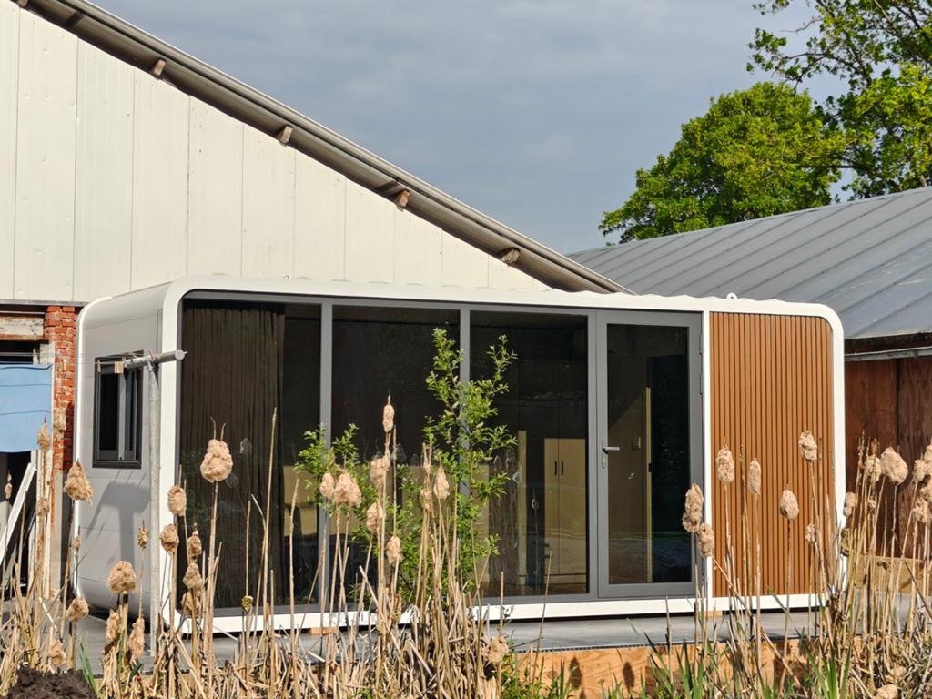 Moderne en compacte woonunit/cabin met alle comfort, Tot en met 2