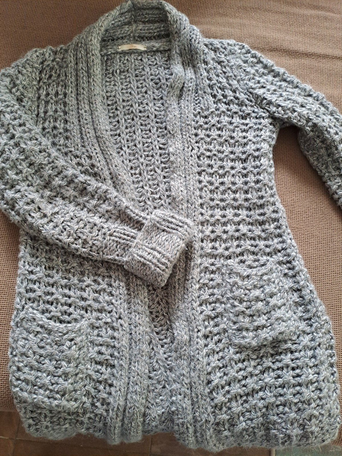 Mooi grof gebreid vest, Kleding | Dames, Truien en Vesten, Ophalen of Verzenden, Gedragen, Maat 42/44 (L), Grijs