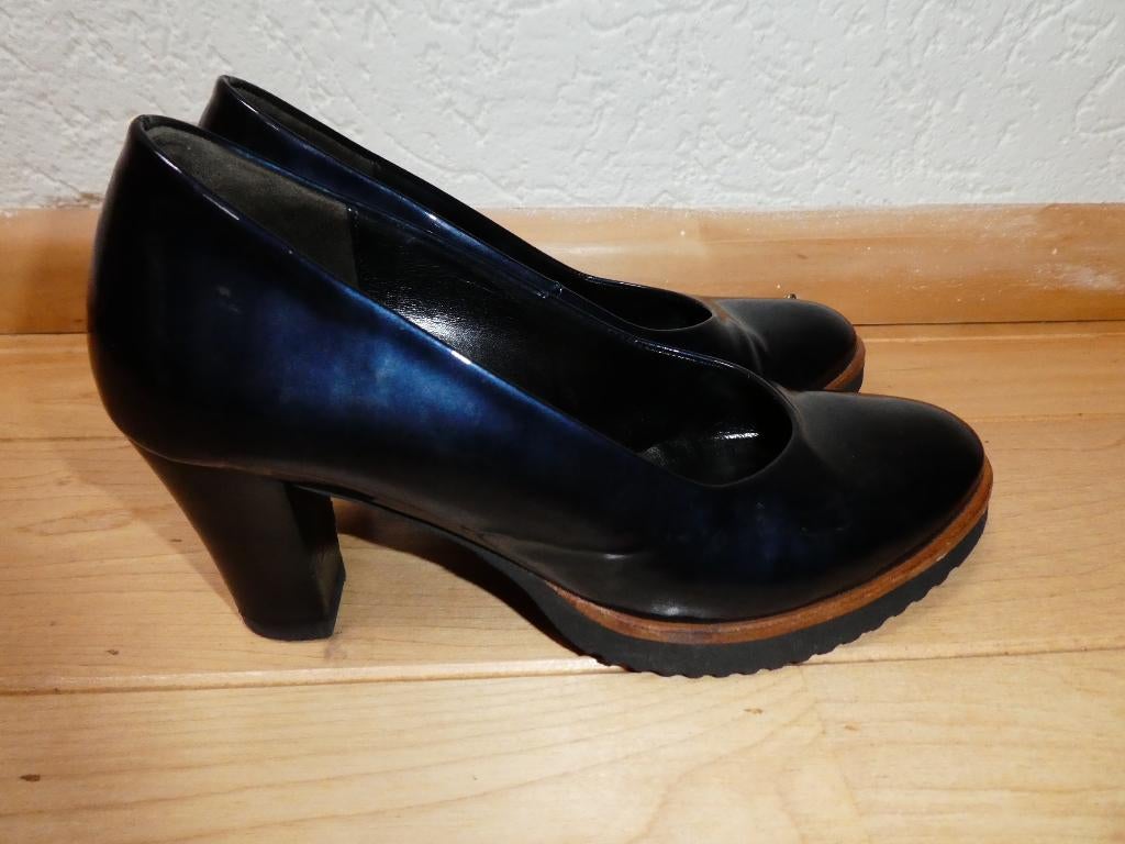 Gabor Comfort pumps maat 35 1/2 donkerblauw echt lakleer, Kleding | Dames, Pumps, Gabor, Zo goed als nieuw, Verzenden