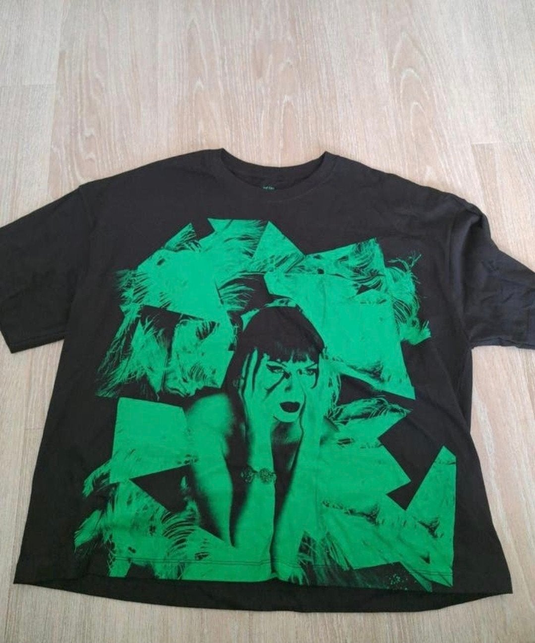 Taylor Swift The Life of a Showgirl shirt 2XL, Kleding | Dames, T-shirts, Nieuw, Maat 46/48 (XL) of groter, Zwart, Korte mouw