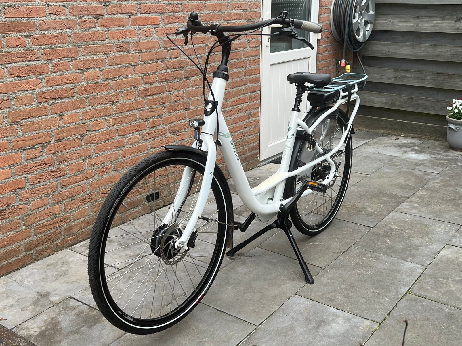 Stella fiore, Fietsen en Brommers, Zo goed als nieuw, 47 tot 51 cm, 50 km per accu of meer, Ophalen