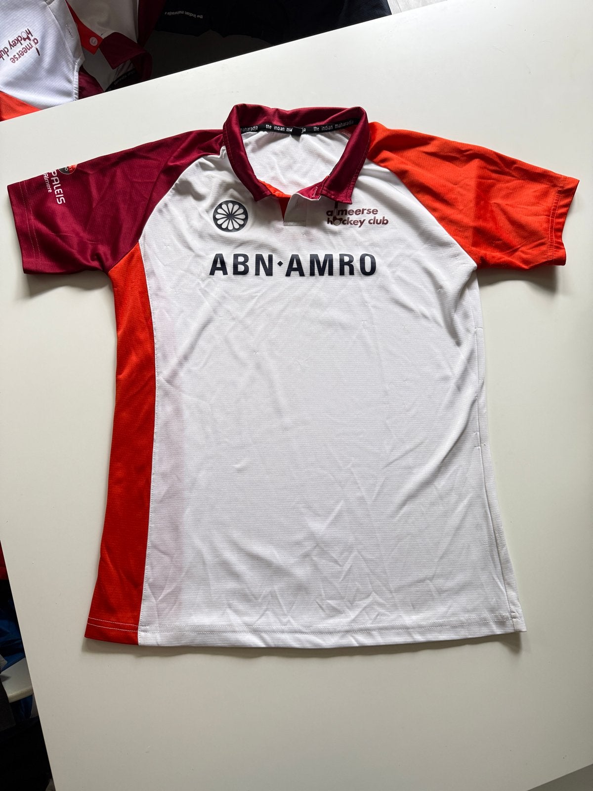 Almeerse Hockeyclub T-shirt Jongens Maat 164, Ophalen of Verzenden, Gedragen, Overige maten, Wit