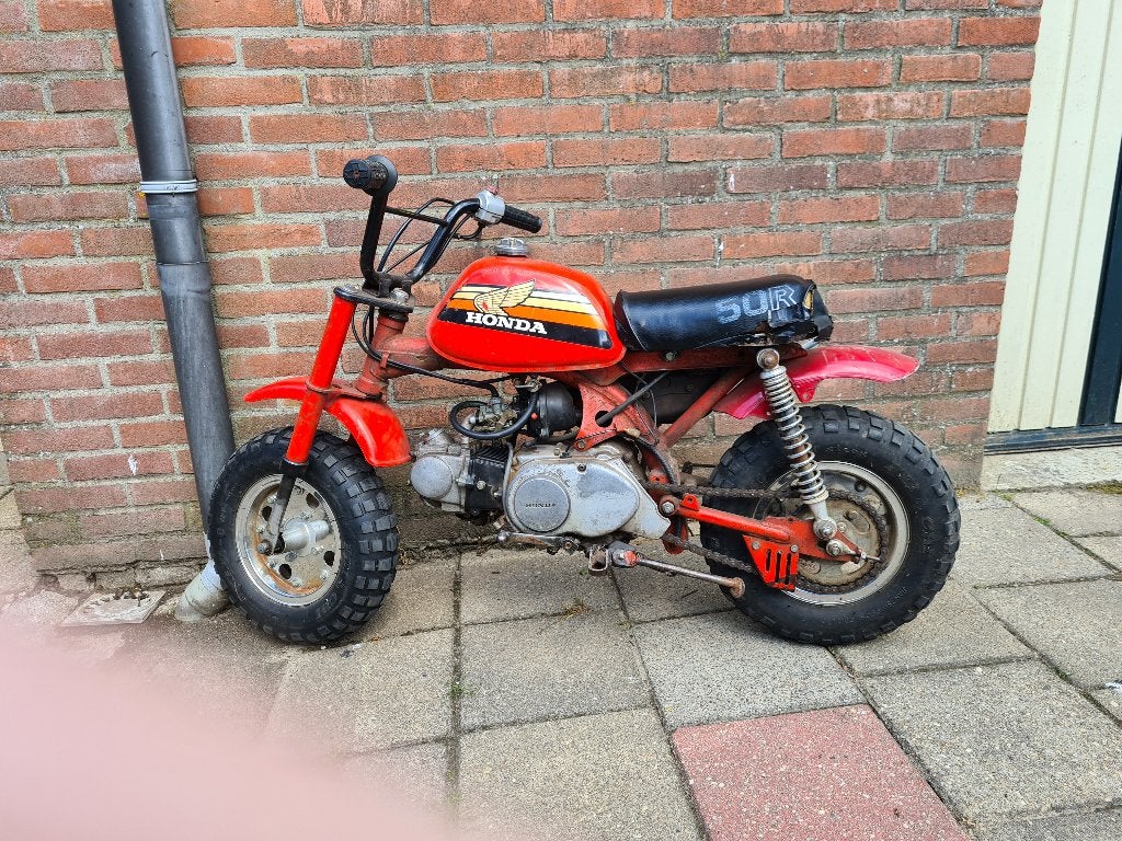 Baby honda, Fietsen en Brommers, Brommers | Honda, Zo goed als nieuw, Overige modellen, Maximaal 45 km/u, Ophalen