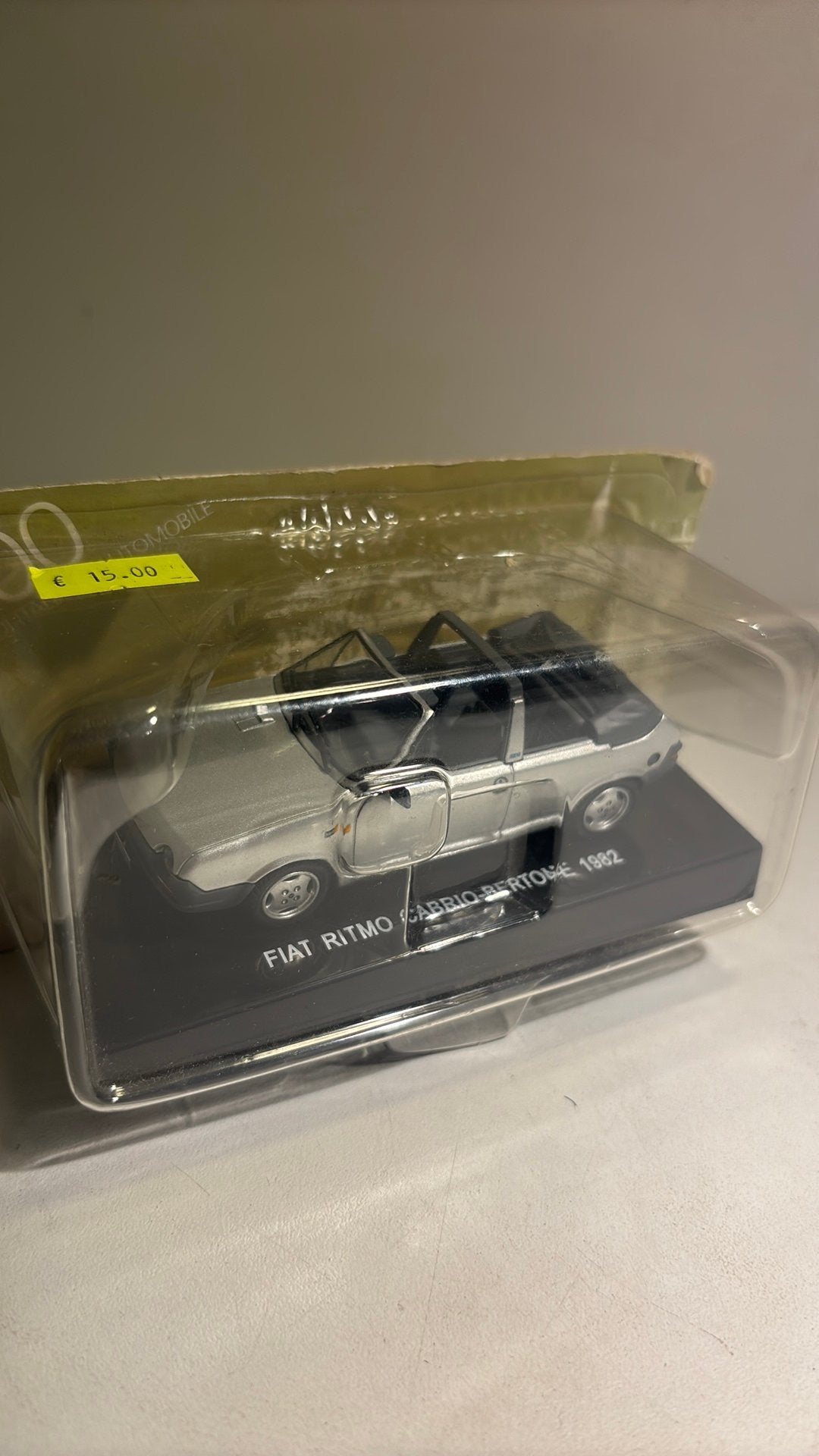 Fiat ritmo cabrio bertone 1982 deagostini 1.43, Hobby en Vrije tijd, Overige merken, Auto, Ophalen of Verzenden, A