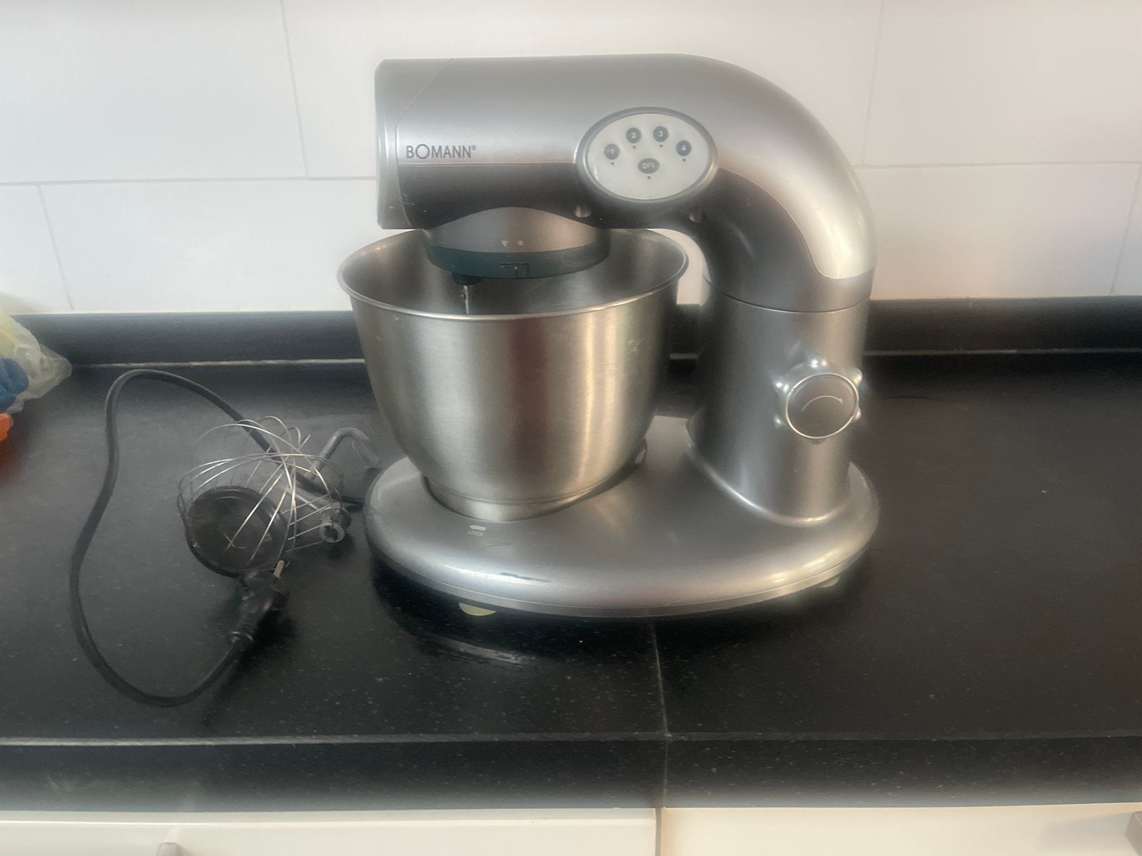 Deeg machine kneed machine bomann, 2 tot 3 liter, Ophalen of Verzenden, Gebruikt, 3 snelheden of meer
