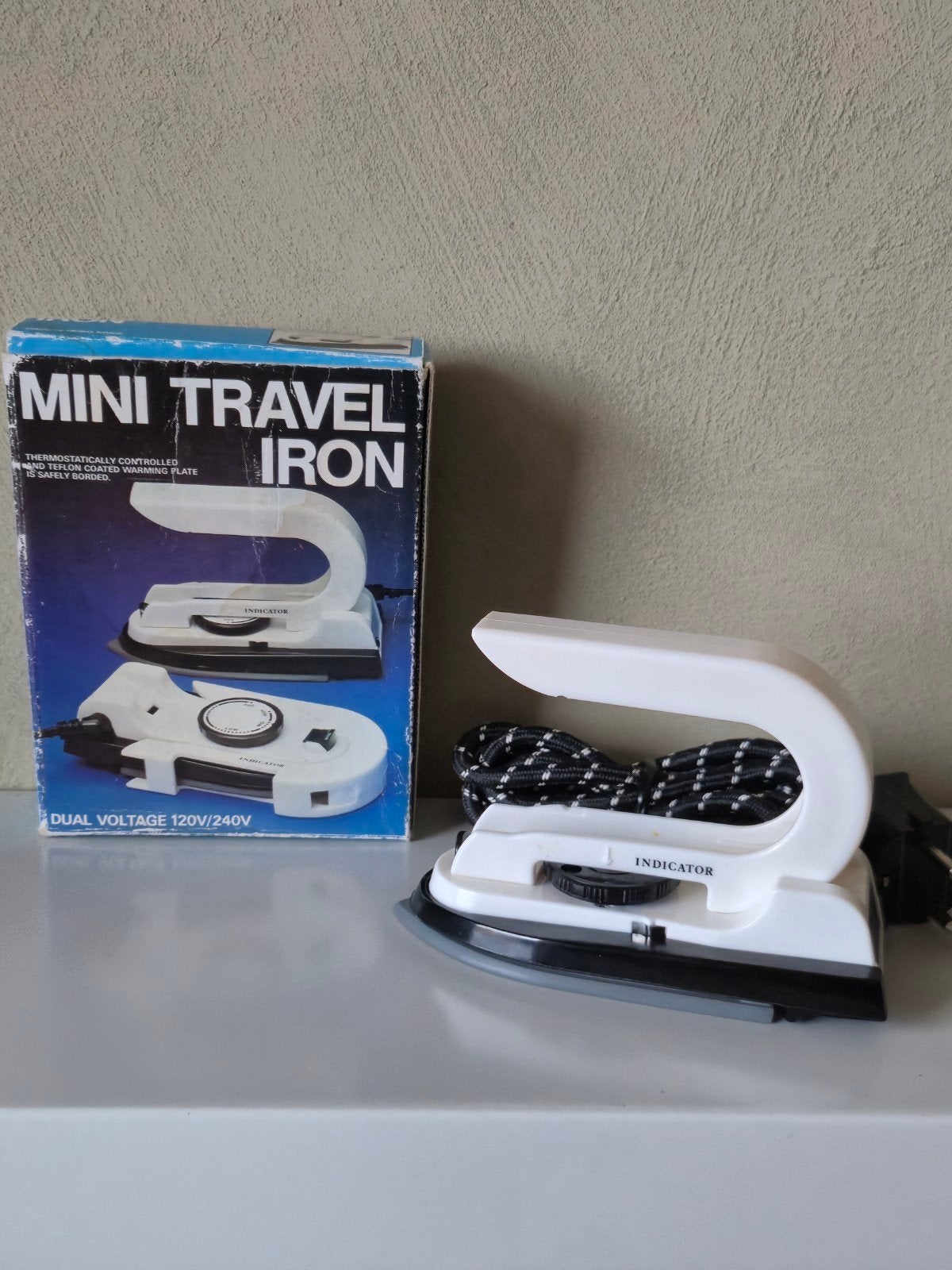 Vintage mini reis-strijkijzer met originele verpakking, Ophalen of Verzenden