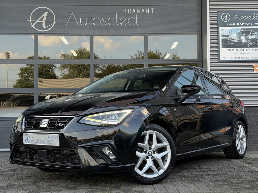 SEAT Ibiza 1.0 TSI FR CarPlay | Leder | Eerste eigenaar, Voorwielaandrijving, Stof, Gebruikt, 95 pk