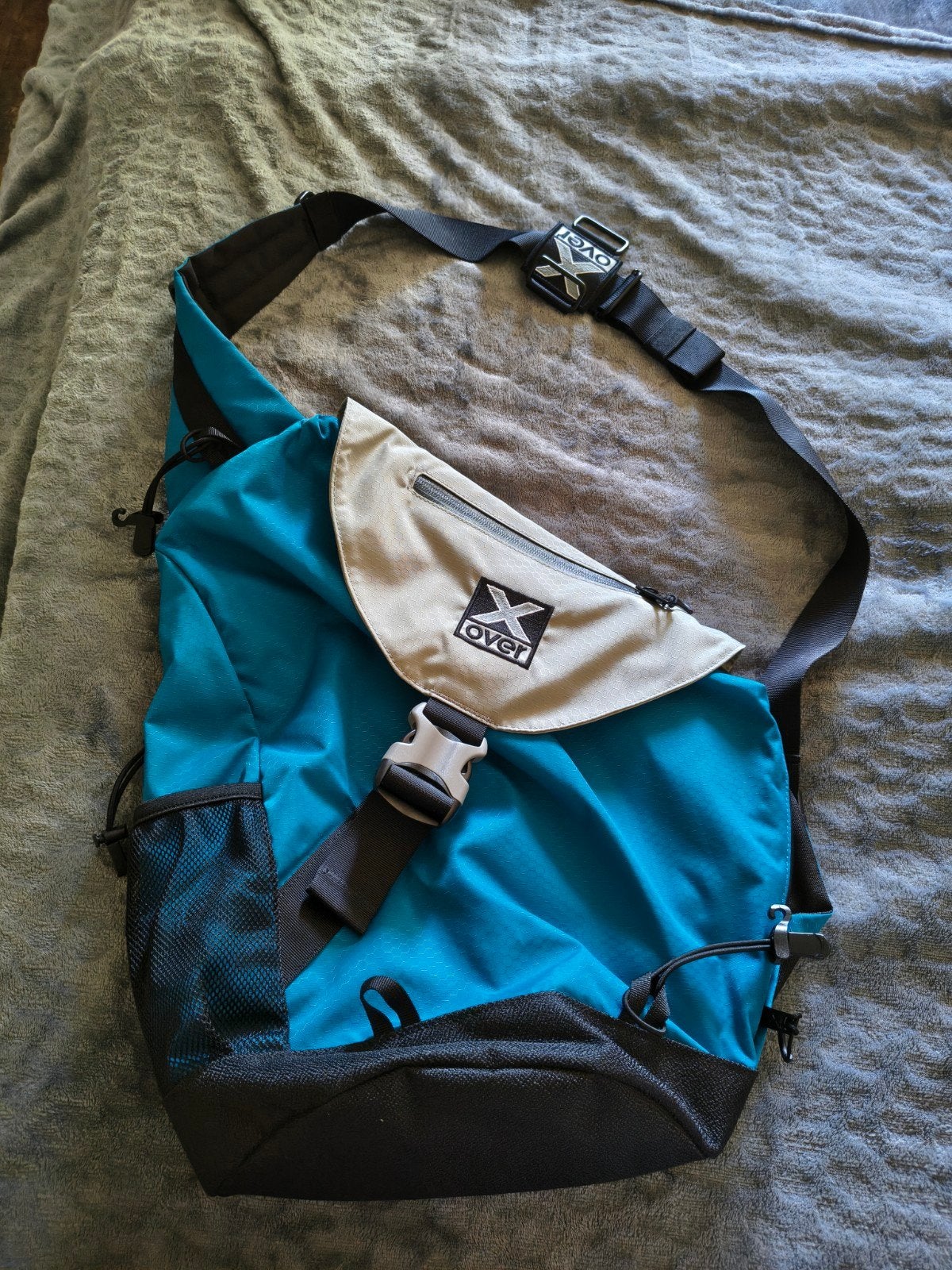 Nieuwe medium size originele crossover tas, Ophalen of Verzenden, Nieuw, Blauw, Overige merken