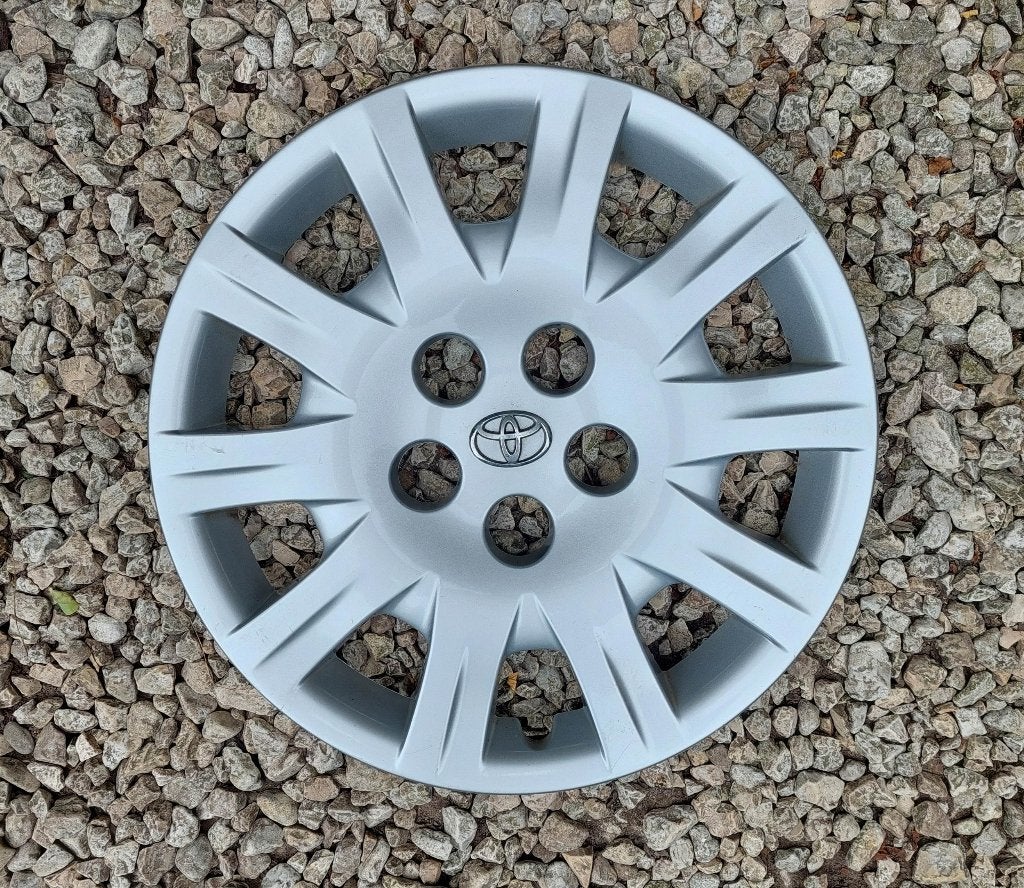 1x originele wieldop 16 inch Toyota Verso Avensis 2009-2016, Ophalen, Gebruikt