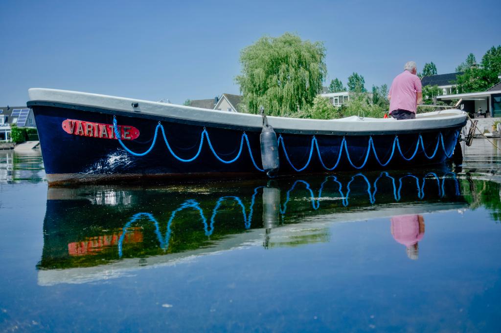 Reddingssloep 7.3m – zeer stabiel – diesel – 15 pers – Goes, Watersport en Boten, Gebruikt, Binnenboordmotor, Diesel, Rondzit