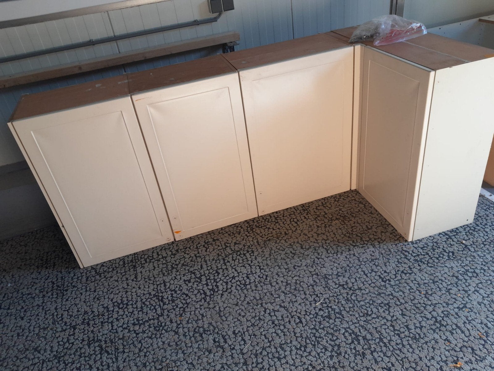 4 bovenkasten met planken en bevestiging keuken, Ophalen, Gebruikt
