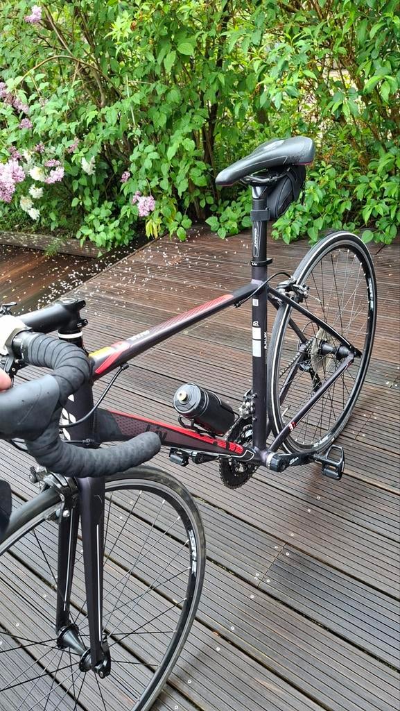 Giant Liv Avail 1 racefiets - Zo goed als nieuw, Fietsen en Brommers, Fietsen | Racefietsen, 28 inch, Velgrem, Aluminium, Zo goed als nieuw