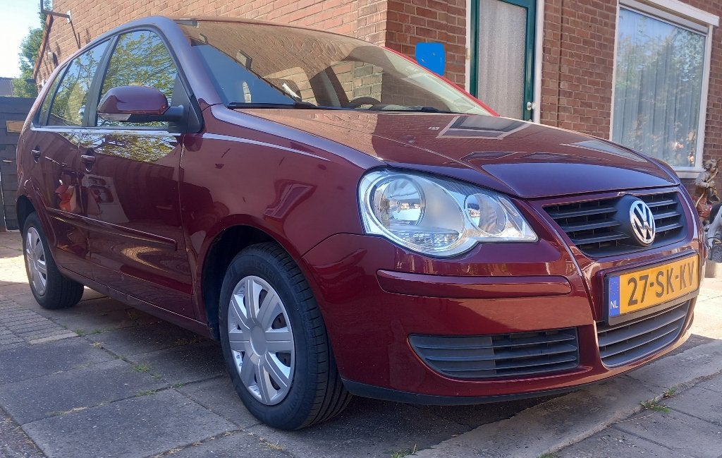 Volkswagen Polo 1.4 55KW 2006 Rood, Voorwielaandrijving, Origineel Nederlands, Handgeschakeld, Grijs