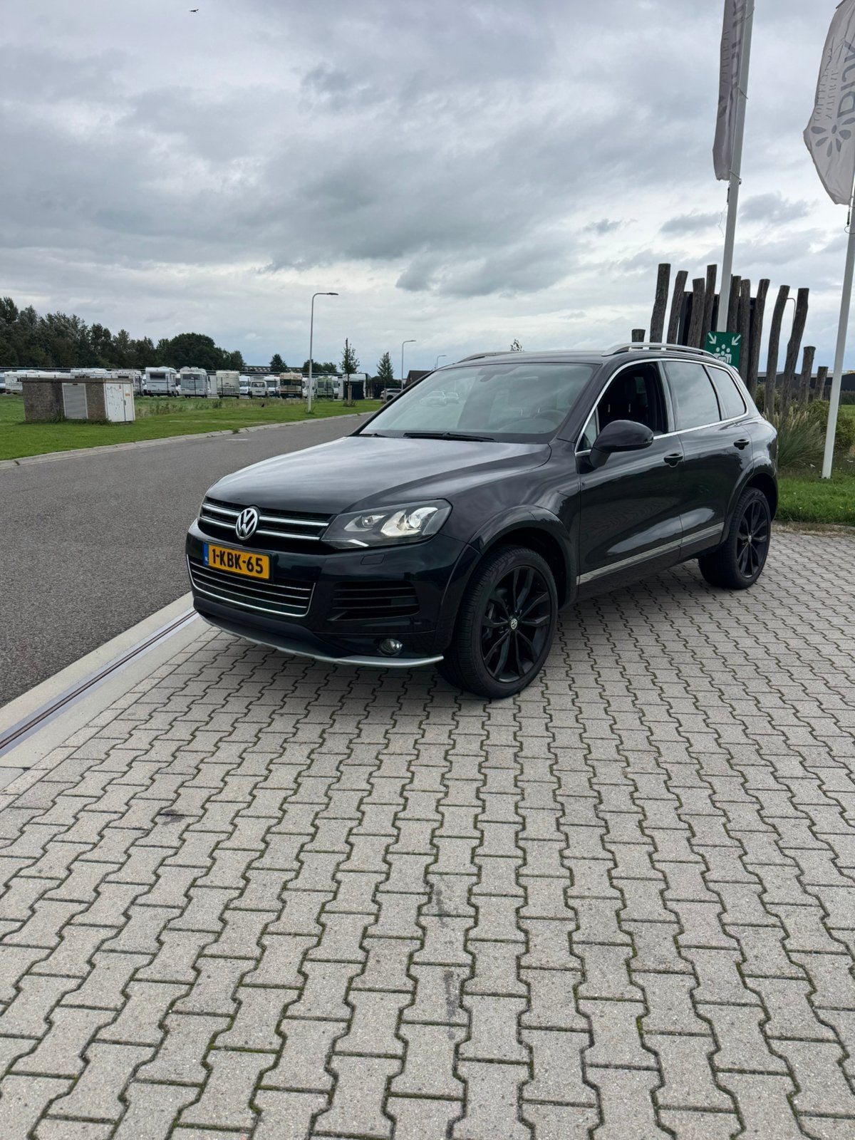 Volkswagen Touareg 3.0 V6 TDI 180KW  Zwart EX BTW EX BPM, Auto's, Automaat, 255 €/maand, Zwart, Bedrijf