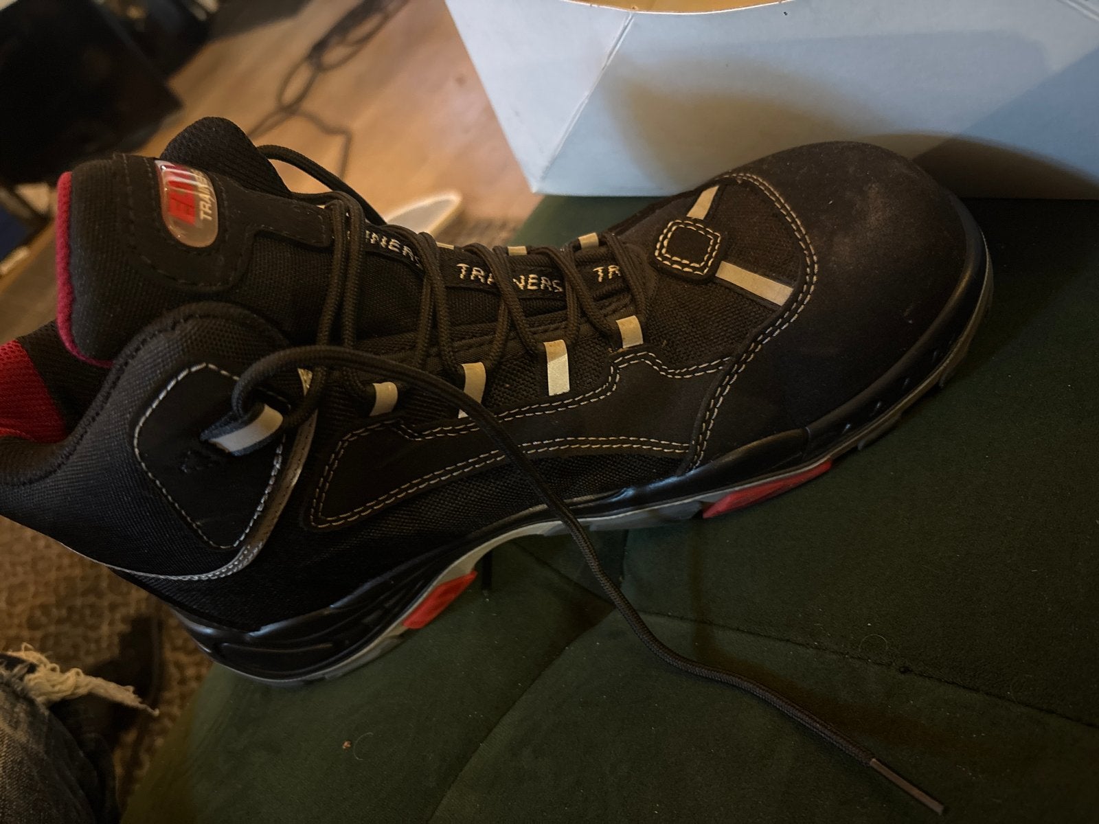 Elten Trainers S3 veiligheidsschoenen - Zo goed als nieuw, Doe-het-zelf en Verbouw, Ophalen, Zo goed als nieuw