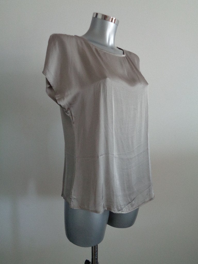 Giulia e Tu viscose rayon blouse, maat 40 nieuw met kaartje, Ophalen of Verzenden, Nieuw, Maat 38/40 (M), Grijs