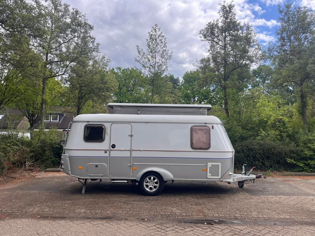 Eriba Touring 550 GT/R, Caravans en Kamperen, Rondzit, Frans bed, 750 - 1000 kg, Particulier