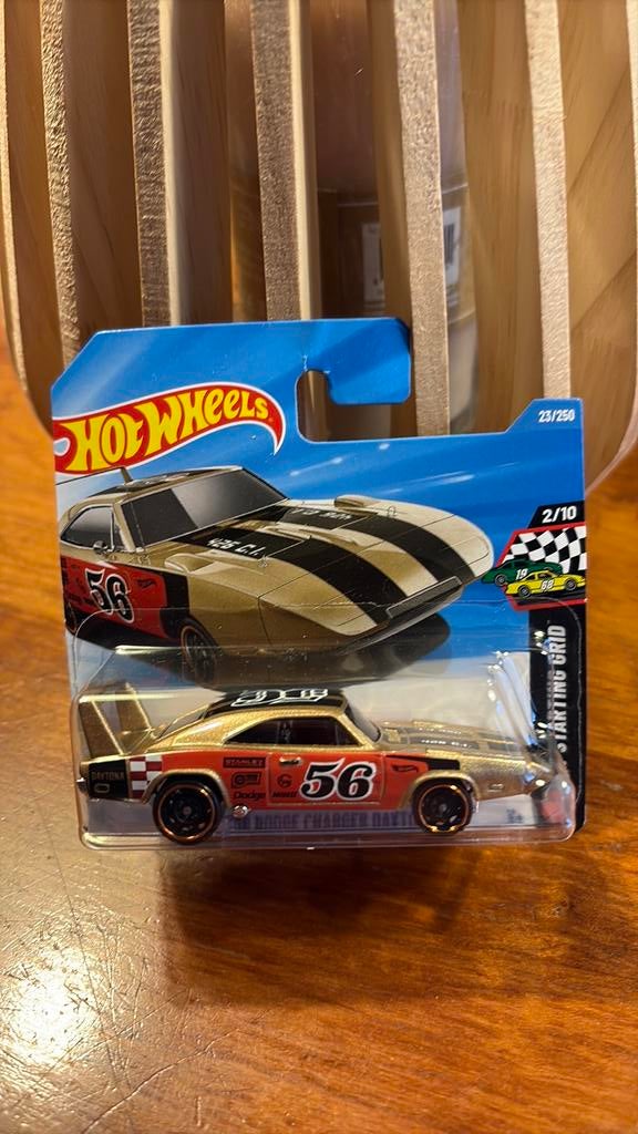 Hot Wheels ‘69 Dodge Charger Daytona 1/64, Ophalen of Verzenden, Nieuw, Auto