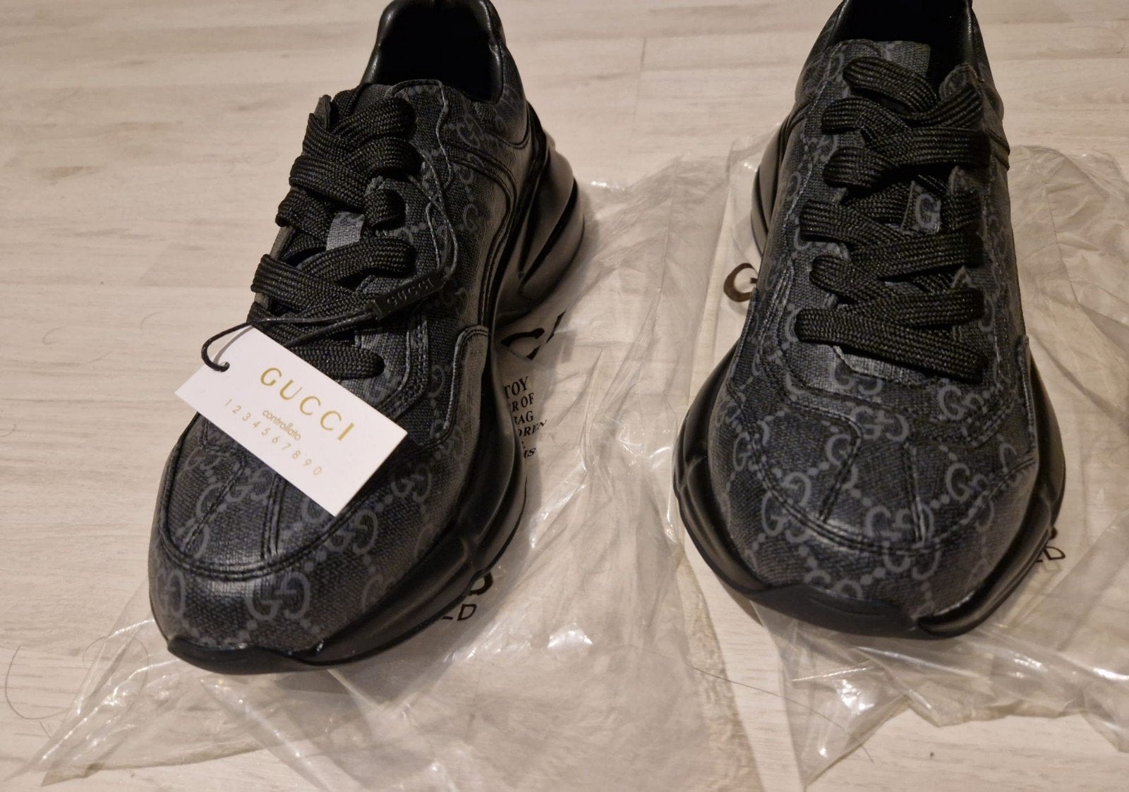 Maat 41 Gucci Rhyton Sneakers Nieuw, Ophalen