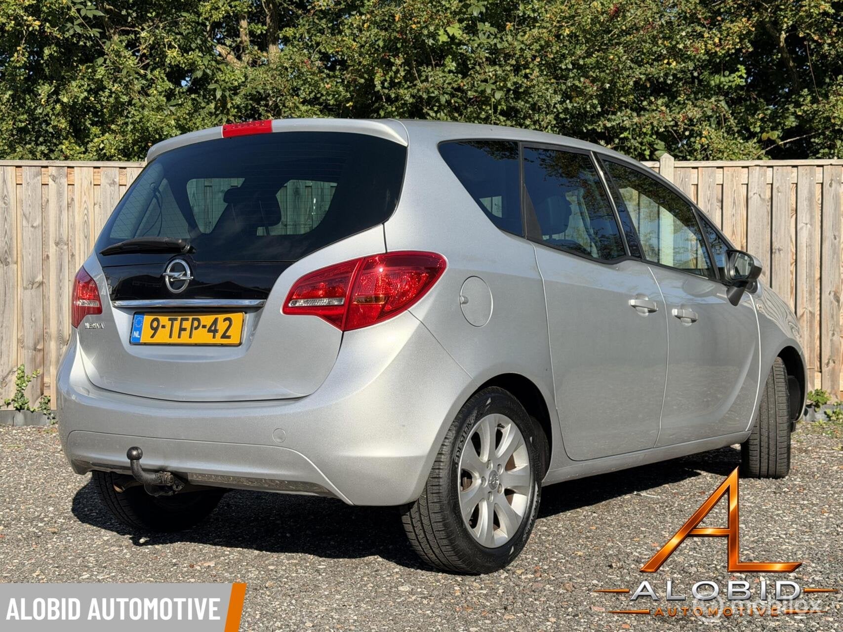 Opel Meriva 1.4 Cosmo Airco | trekhaak | 1ste eigenaar |100%, Auto's, Voorwielaandrijving, Euro 5, 101 pk, Gebruikt