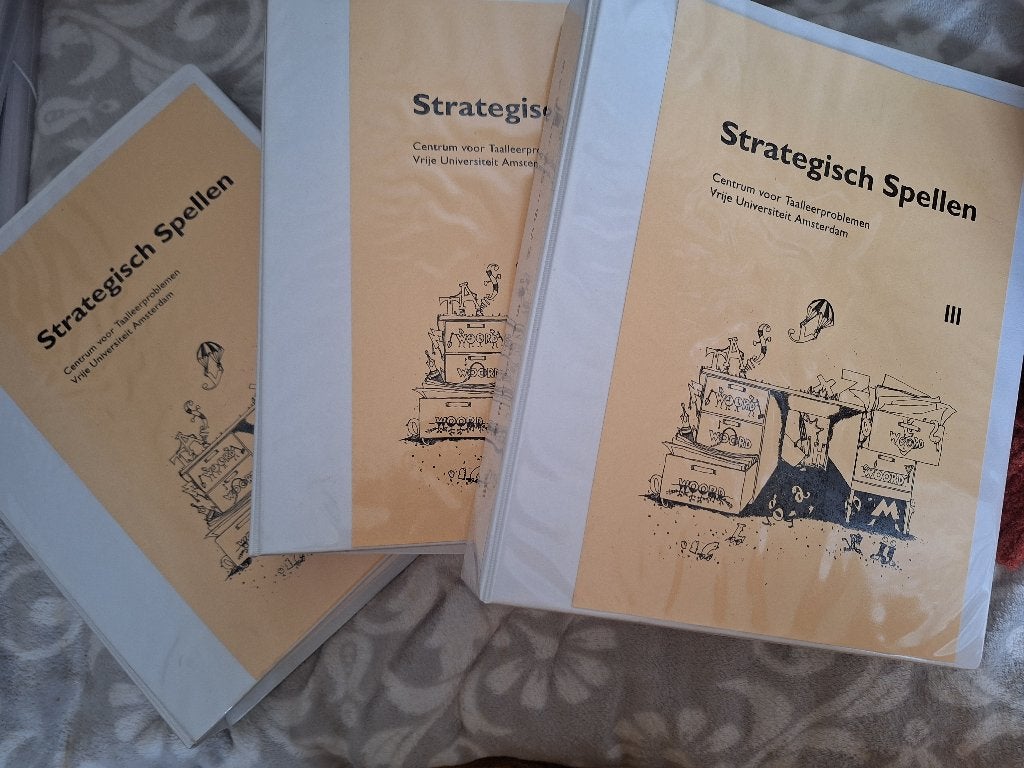 Strategisch spellen, mappen voor o.a. remedial teaching, Boeken, Ophalen of Verzenden, Gelezen, Overige niveaus, Nederlands