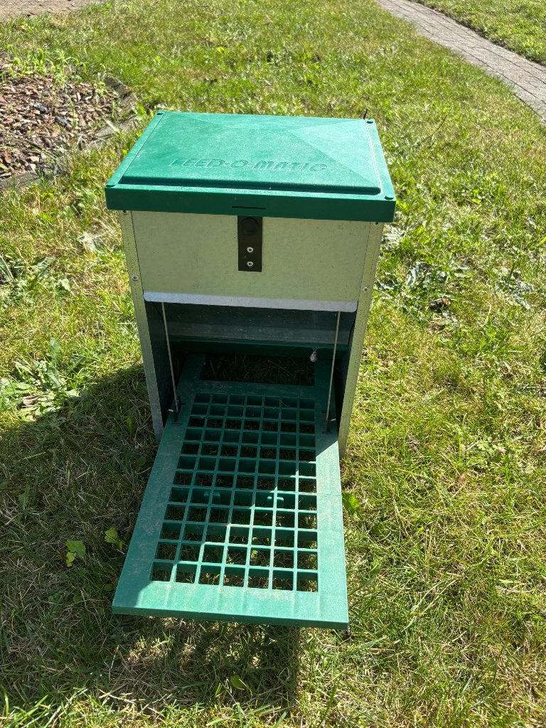 Feed-O-Matic, Ophalen, Pluimvee