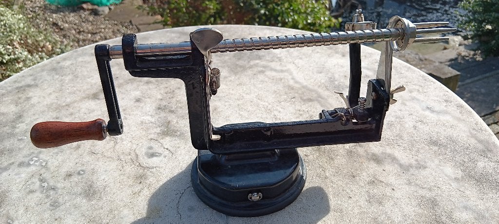 Vintage appelschil automaat, Overige typen, Ophalen of Verzenden, Zo goed als nieuw, Zwart