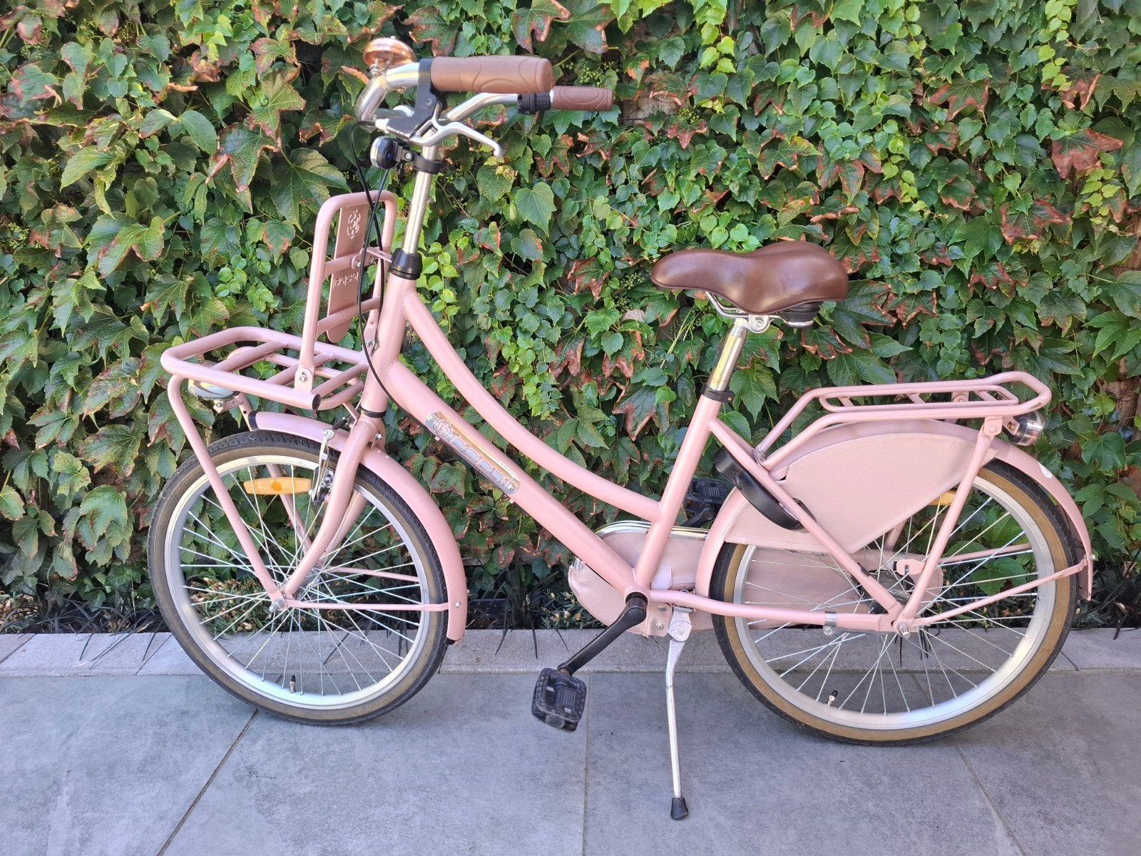 Te koop! Meisjesfiets Popal Dutch zalmroze, Ophalen, Terugtraprem, 22 inch, Gebruikt