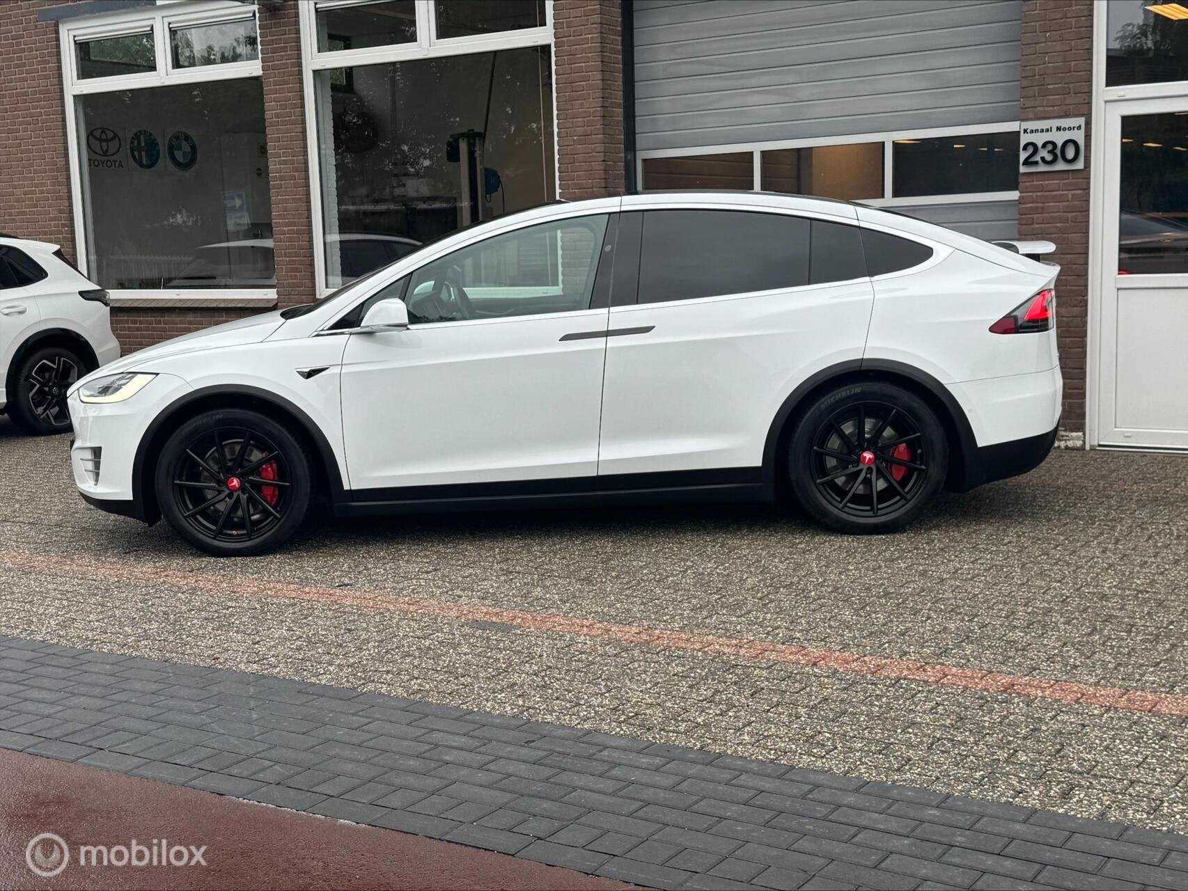 Tesla Model X 100D AUT LEDER/AIRCO/LED/STOEL.VW, Model X, Gebruikt, 100 kWh, 2433 kg