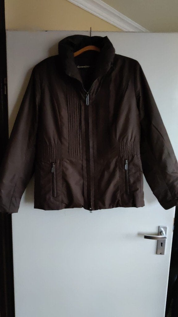 Dames jas Greenstone met capuchon maat 44/L bruin, Kleding | Dames, Bruin, Maat 42/44 (L), Nieuw, Greenstone