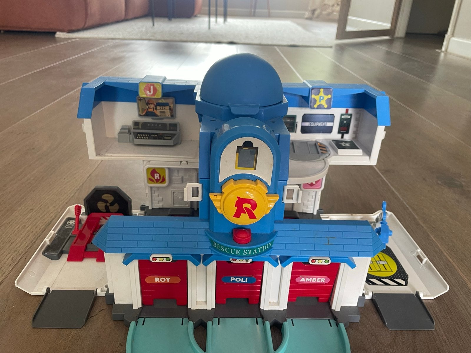 Robocar Poli Hoofdkwartier Garage Speelset met 5 Auto's, Ophalen, Gebruikt