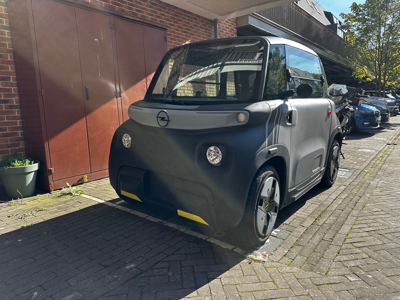 Opel Rocks-e Tekno | 2023 | Panoramadak | 3.430 KM !!, Ophalen, Opel, Zo goed als nieuw, 16 km/u of meer