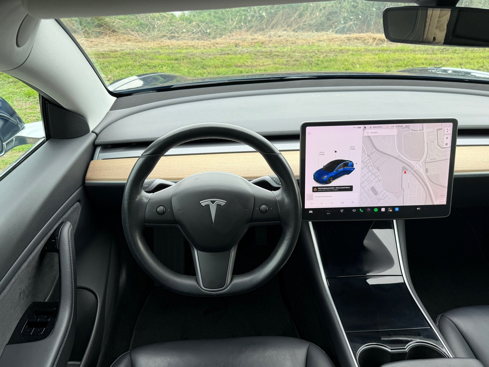 Foto 3 van Tesla Model 3 Long Range AWD 75 kWh - Deep Blue Metallic - S