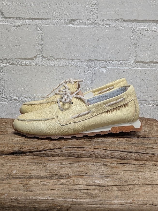 Hispanitas - Mooie leren bootschoenen maat 39 - Nieuw €135, Nieuw, Ophalen of Verzenden, Geel, Hispanitas